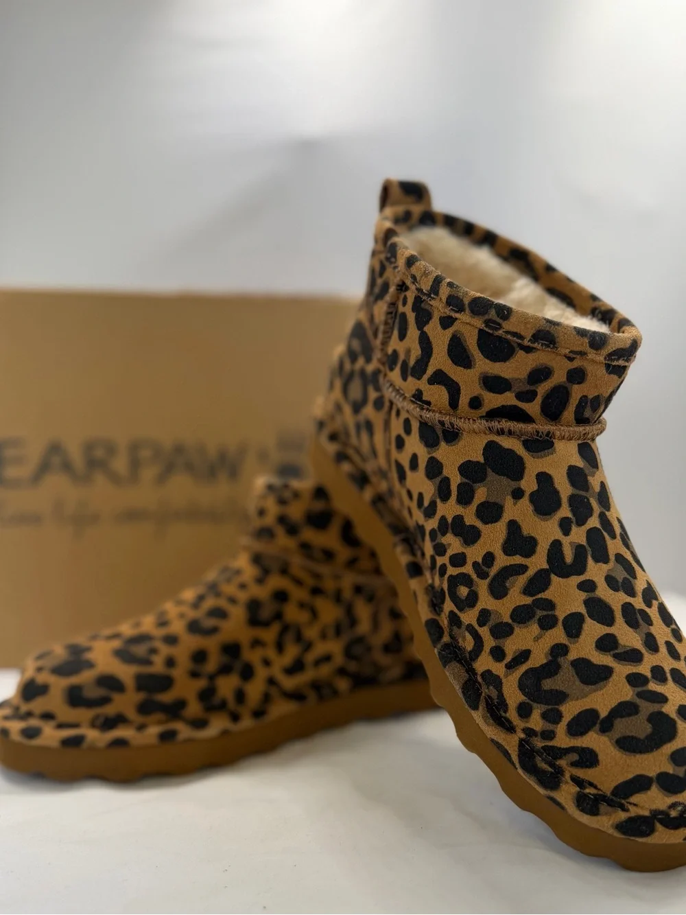 BEARPAW boots Leopard Print Shorty Mini Boots Size 6 NWT trend viral Y2K